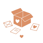 Carton ouvert avec des lettres et un cœur, pour symboliser un tri progressif et apaisé après un décès